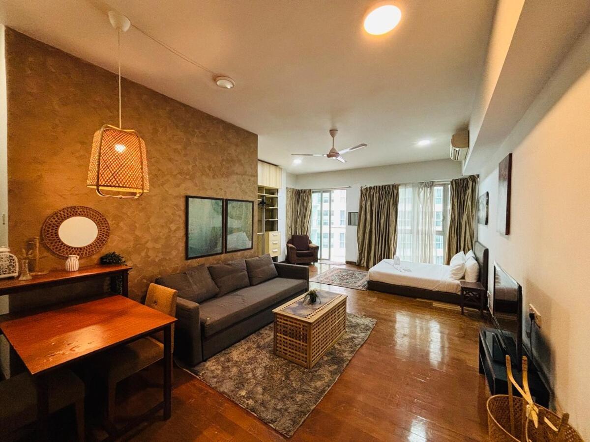 Regalia Upper View By Willow Homes Kuala Lumpur Room photo