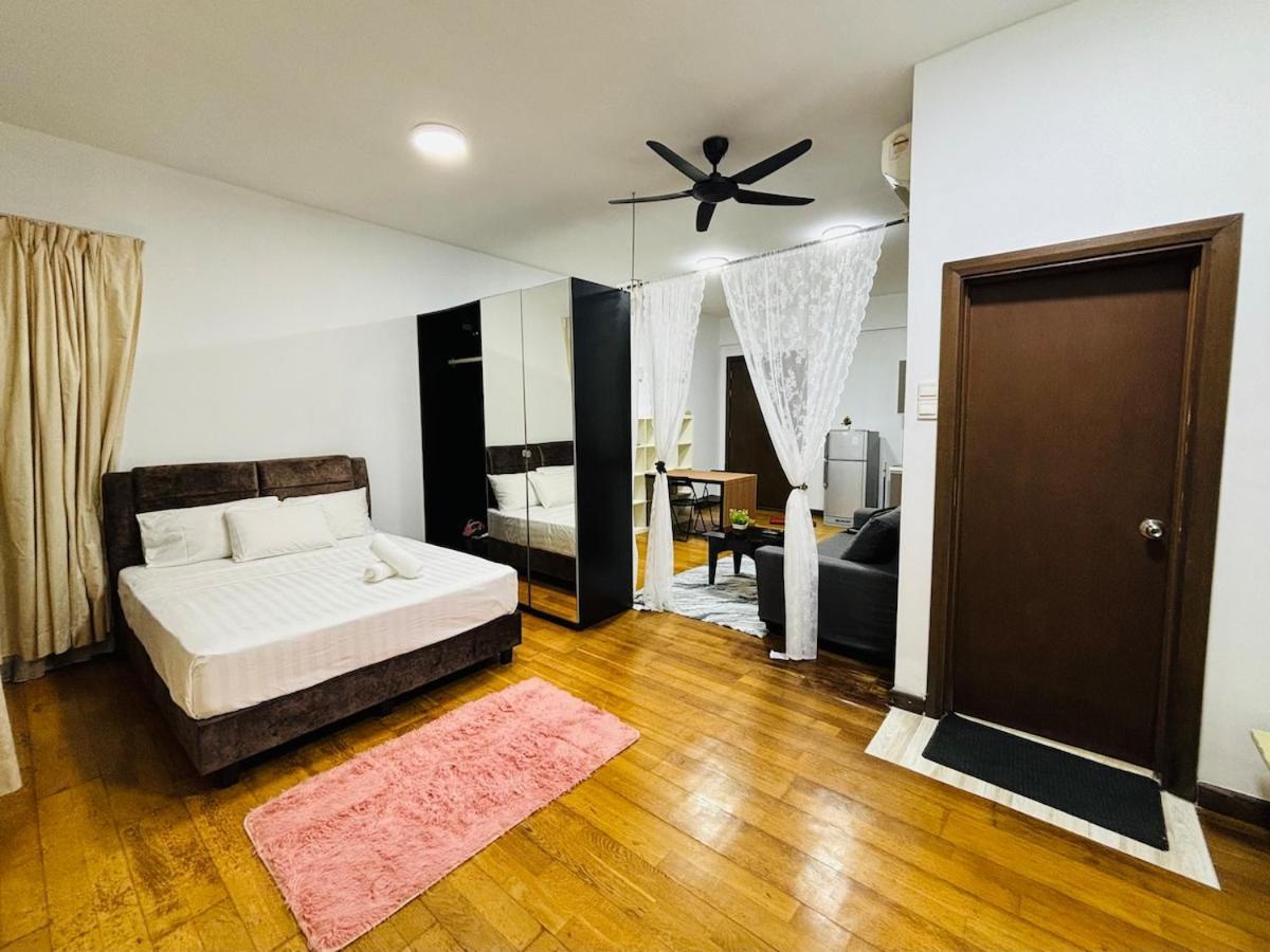 Regalia Upper View By Willow Homes Kuala Lumpur Room photo